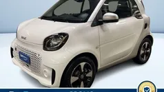 Bianco pastello Usata 2021 Smart ForTwo Electric Drive Passion Tre volumi | 14.200 € (Buon prezzo)