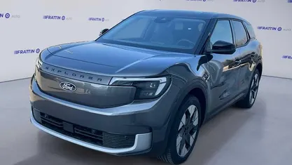 Nuova Ford Explorer Extended Range 210 kW (286 CV) 2025 Grigio scuro SUV