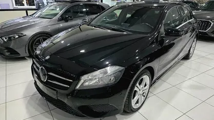 Nero Usata 2014 Mercedes A200 Tre volumi | 12.990 € (Buon prezzo)