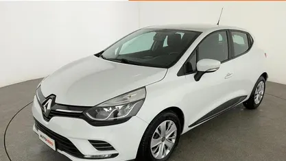 Bianco Usata 2018 Renault Clio IV Life Tre volumi | 9699 € (Buon prezzo)