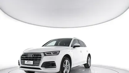 Second-hand Audi Q5 S-line plus 190 CP (139 kW) 2019 Alb SUV