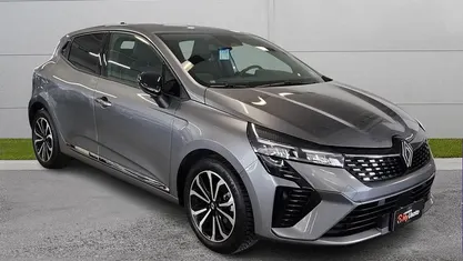 Usata Renault Clio V Techno 91 CV (66 kW) 2025 Berlina