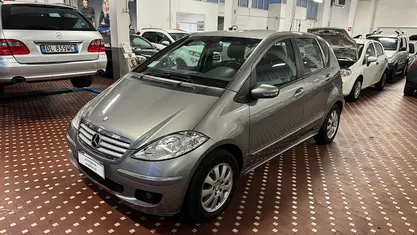 Usata Mercedes A150 Elegance 95 CV (69 kW) 2009 Beige Berlina