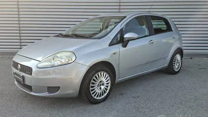 Usata Fiat Grande Punto Active 75 CV (55 kW) 2006 Grigio Utilitaria