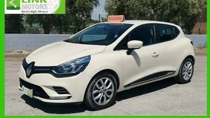 Usata Renault Clio IV Business 90 CV (66 kW) 2018 Beige Berlina