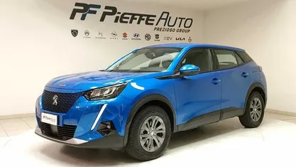 Usata Peugeot e-2008 Active 56 kW (77 CV) 2021 Blu SUV