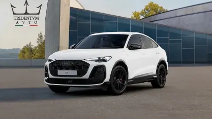 Nuova Audi Q5 Sportback S-Line 204 CV (150 kW) 2026 Bianco SUV