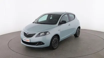 Usata Lancia Ypsilon 70 CV (51 kW) 2023 Utilitaria