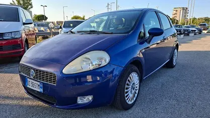 Blu Usata 2006 Fiat Grande Punto Due volumi | 1600 € (Buon prezzo)