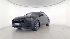 Nero mito metallizzato Usata 2025 Audi Q8 Comfort SUV | 69.900 € (Ottimo prezzo)