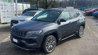Usata Jeep Compass Summit 131 CV (96 kW) 2024 Grigio SUV