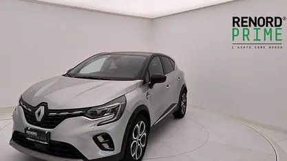 Argento Usata 2023 Renault Captur Techno SUV | 17.900 € (Buon prezzo)