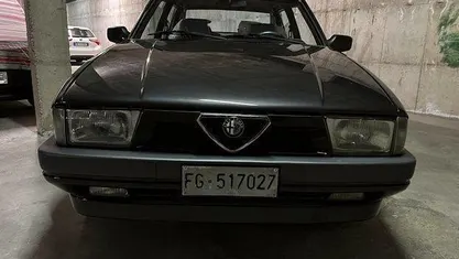 Usata Alfa Romeo 75 148 CV (108 kW) 1992 Berlina