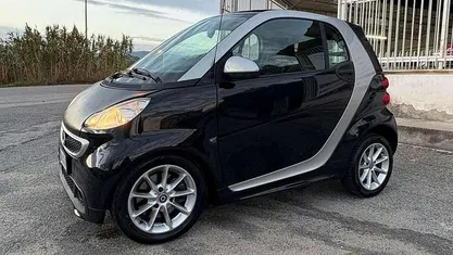 Usata 2012 Smart ForTwo Coupé Due volumi | 5599 € (Buon prezzo)