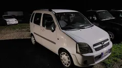 Blu/azzurro Usata 2005 Opel Agila Due volumi | 2150 € (Molto cara)