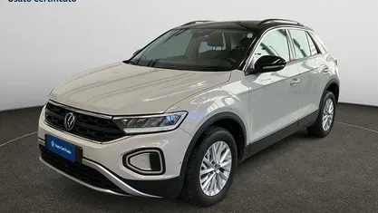 Usado VW T-Roc Life 110 CV (80 kW) 2022 Beige SUV