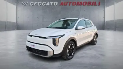 Nuova Kia Stonic Urban 100 CV (73 kW) 2026 Bianco SUV