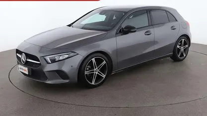 Grigio Usata 2022 Mercedes A180 Tre volumi | 24.999 € (Ottimo prezzo)