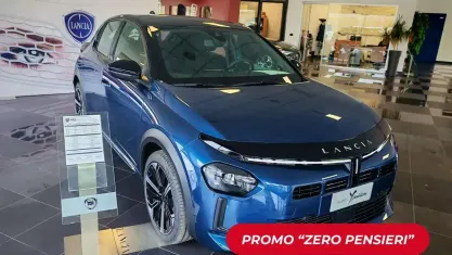 Nuova Lancia Ypsilon 101 CV (74 kW) 2025 Verde Utilitaria