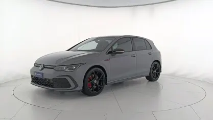 Usata VW Golf VIII GTI 245 CV (180 kW) 2024 C2 moonstone grey Berlina