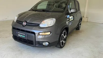 Usata Fiat Panda Sport 70 CV (51 kW) 2022 Utilitaria