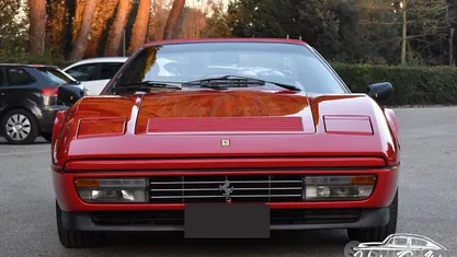 Usata Ferrari 328 270 CV (198 kW) 1986 Cabrio
