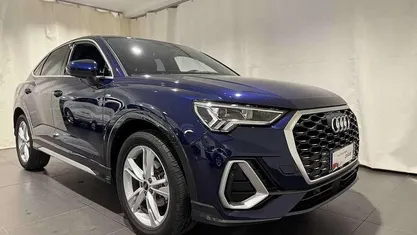 Blu Usata 2025 Audi Q3 S-Line SUV | 43.900 € (Buon prezzo)