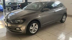 Grigio Usata 2018 VW Polo Comfortline Due volumi | 11.899 € (Buon prezzo)