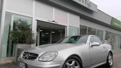 Usata Mercedes SLK200 163 CV (119 kW) 2001 Argento Cabrio