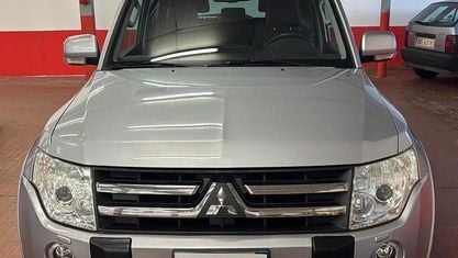 Usata Mitsubishi Pajero Instyle 200 CV (147 kW) 2010 Argento SUV