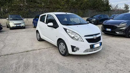 Usata Chevrolet Spark 68 CV (50 kW) 2012 Bianco Utilitaria