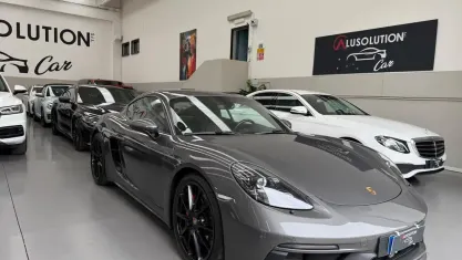 Usata Porsche 718 400 CV (294 kW) 2021 Grigio Coupé