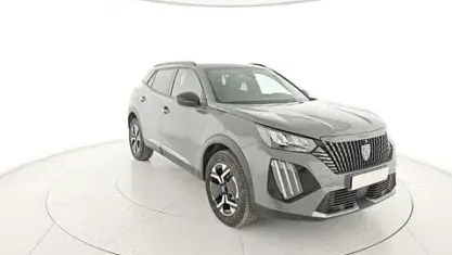Usata Peugeot 2008 Allure 145 CV (106 kW) 2025 Grigio SUV