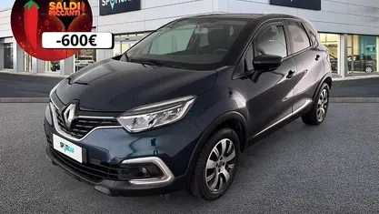 Usata Renault Captur 90 CV (66 kW) 2019 Blu SUV