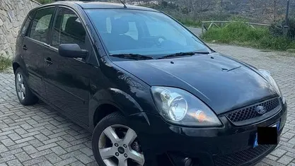 Usata Ford Fiesta 68 CV (50 kW) 2008 Utilitaria