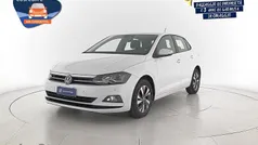 Pure white Usata 2020 VW Polo Comfortline Tre volumi | 13.900 € (Buon prezzo)