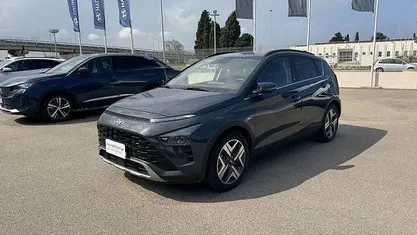 Usata Hyundai Bayon 100 CV (73 kW) 2023 Grigio scuro SUV