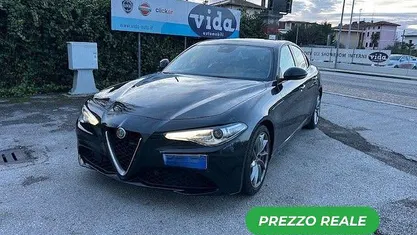 Usata Alfa Romeo Giulia Super 150 CV (110 kW) 2018 Berlina
