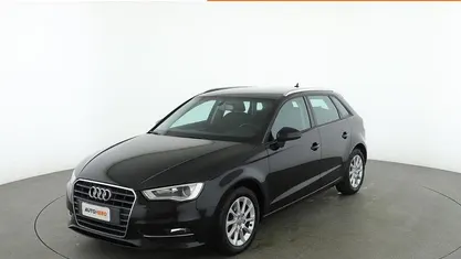 Usata 2015 Audi A3 Attraction Berlina | 12.899 € (Buon prezzo)