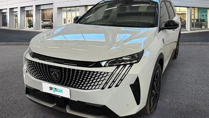 Usata Peugeot 5008 GT 145 CV (106 kW) 2025 Bianco SUV