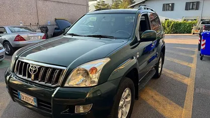 Begagnad Toyota Land Cruiser 163 HK (119 kW) 2004 Grön SUV