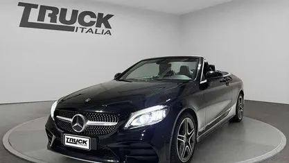 Nero metallizzato Usata 2019 Mercedes C220 Premium Plus Cabrio | 29.850 € (Buon prezzo)