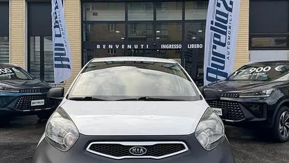 Usata Kia Picanto Style 69 CV (50 kW) 2011 Utilitaria
