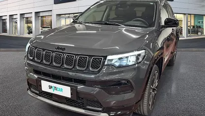 Usata Jeep Compass Summit 131 CV (96 kW) 2025 SUV