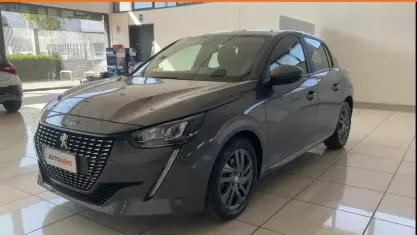 Usata Peugeot 208 Active 102 CV (75 kW) 2021 Grigio Utilitaria