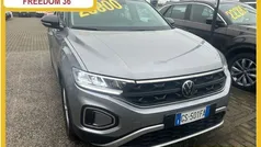Grigio Usata 2023 VW T-Roc Life SUV | 25.290 € (Ottimo prezzo)