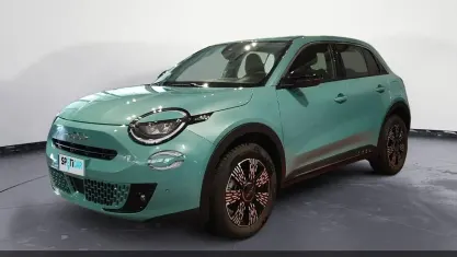 Usata Fiat 600 145 CV (106 kW) 2025 Blu SUV
