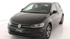 Nero metallizato Usata 2021 VW Polo Comfortline Tre volumi | 14.800 € (Ottimo prezzo)