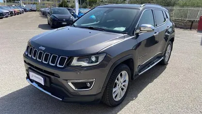 Usata 2020 Jeep Compass Limited SUV | 17.900 € (Buon prezzo)