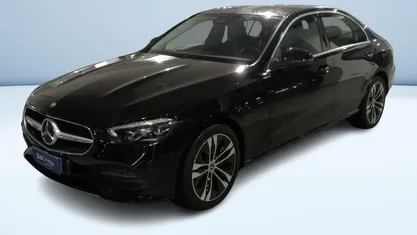 Nero metallizzato Usata 2023 Mercedes C220 Tre volumi | 31.900 € (Super prezzo)